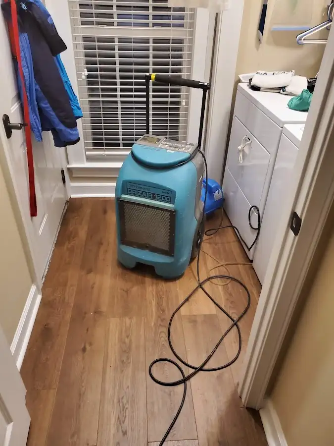 Commercial dehumidifier deployed for Flood Damage Cleanup in Snoqualmie